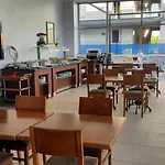 汽车旅馆 Batu 3*
