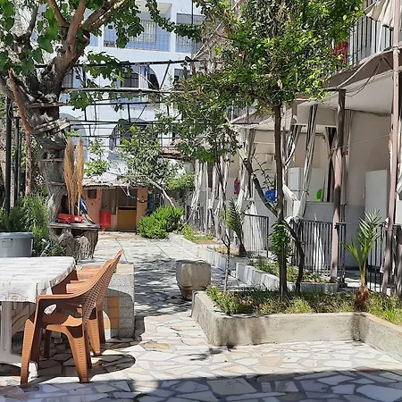 汽车旅馆 Batu 3*