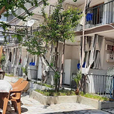 Batu 汽车旅馆